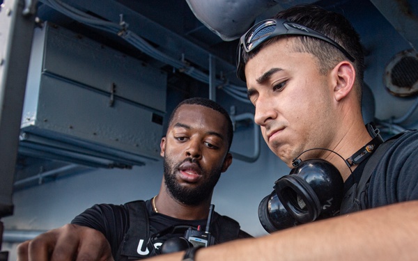 USS America (LHA 6) Conducts Small Craft Action Team Exercise
