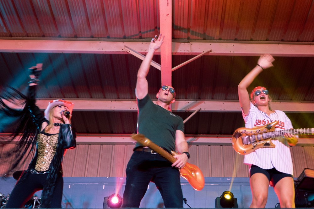 Anthem Road Band visits the 386th AEW