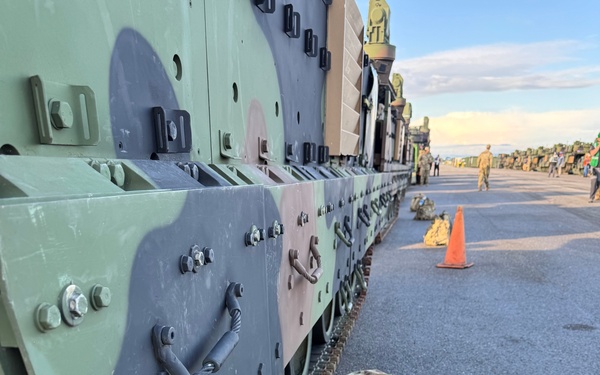 Over 100 Bradleys from 405th AFSB, TLSC-E issued to Cavalry Soldiers for Poland rotation