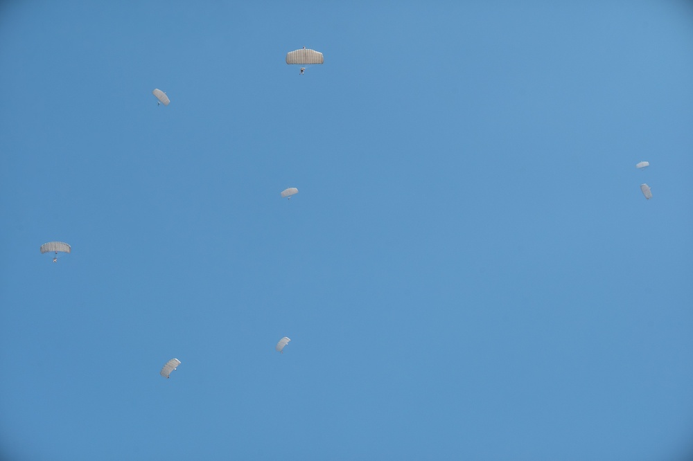 BRIGHT STAR 25: Military Free Fall over The Great Pyramids of Giza