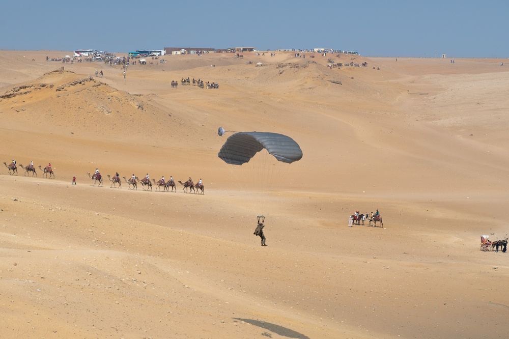 BRIGHT STAR 25: Military Free Fall over The Great Pyramids of Giza
