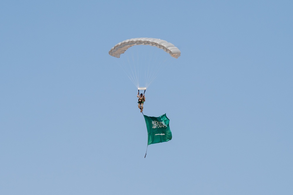 BRIGHT STAR 25: Military Free Fall over The Great Pyramids of Giza