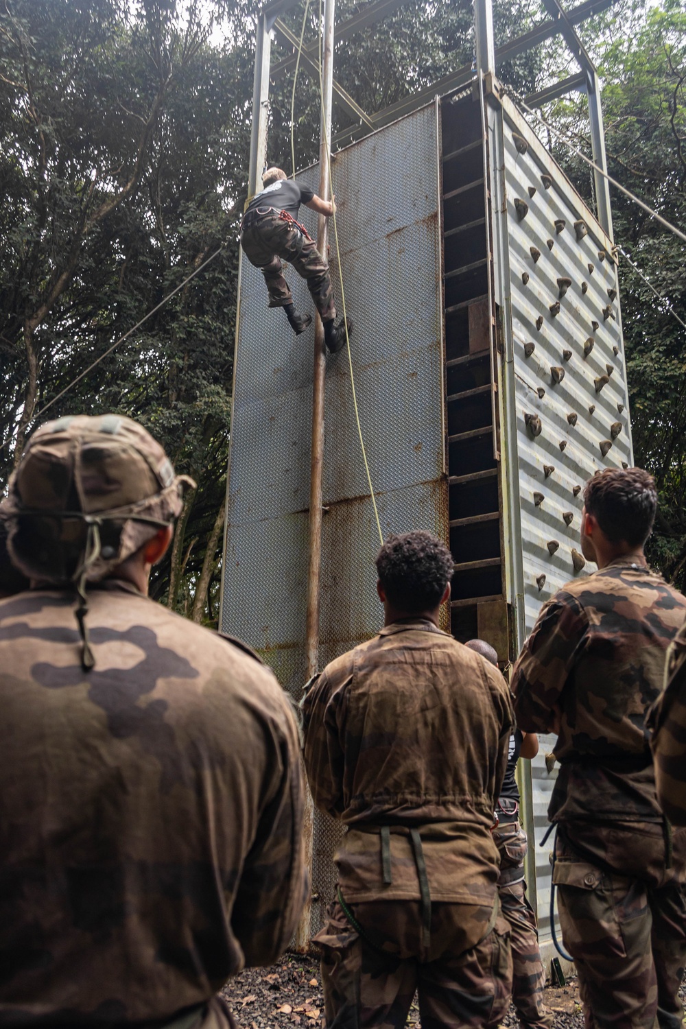 Exercise DELAYEN: 3rd ANGLICO Rappel Course in Tahiti