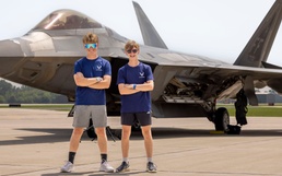 Future Aviators Find Inspiration at EAA AirVenture