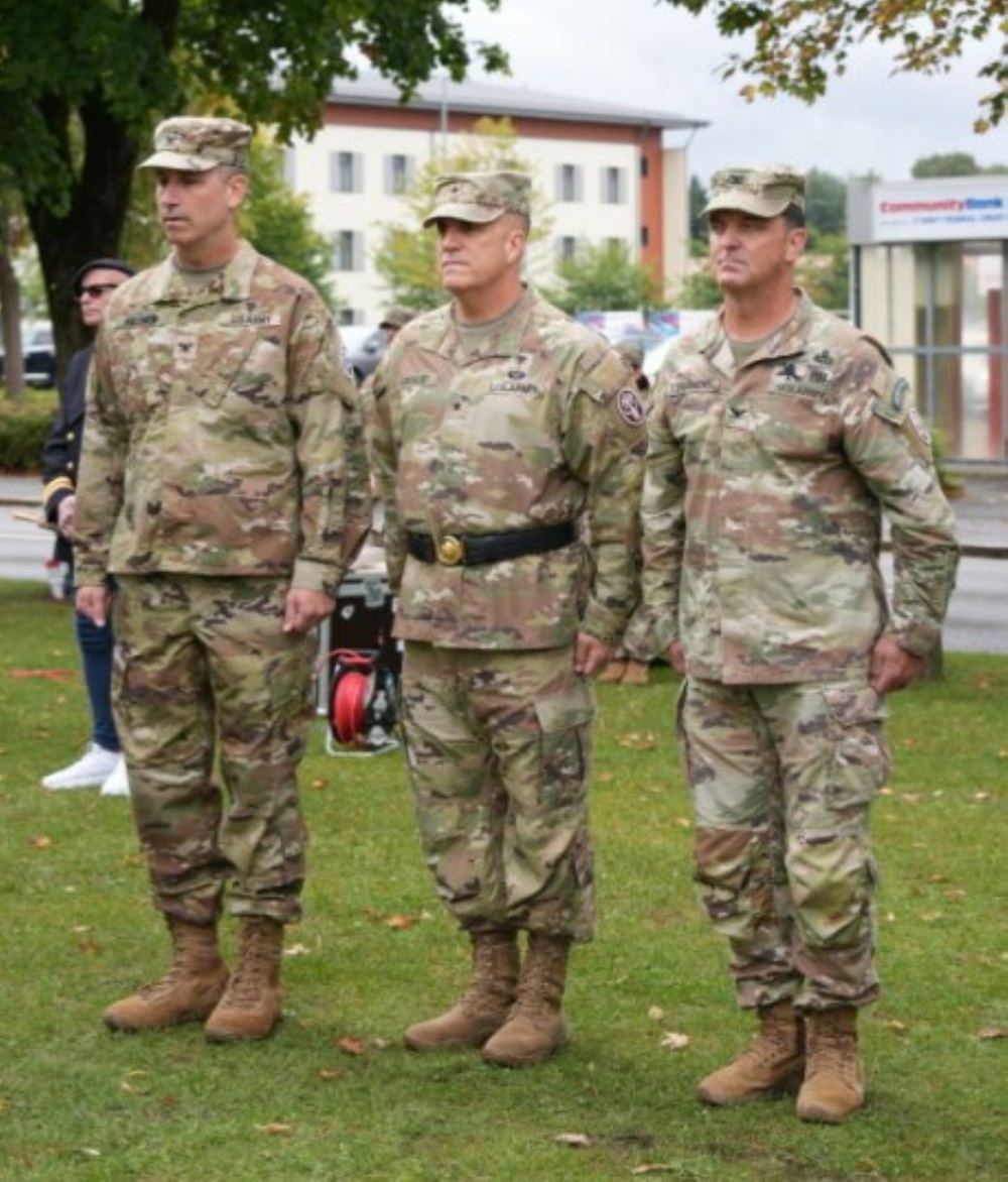 U.S. Army Medical Department Activity Bavaria Changes Command