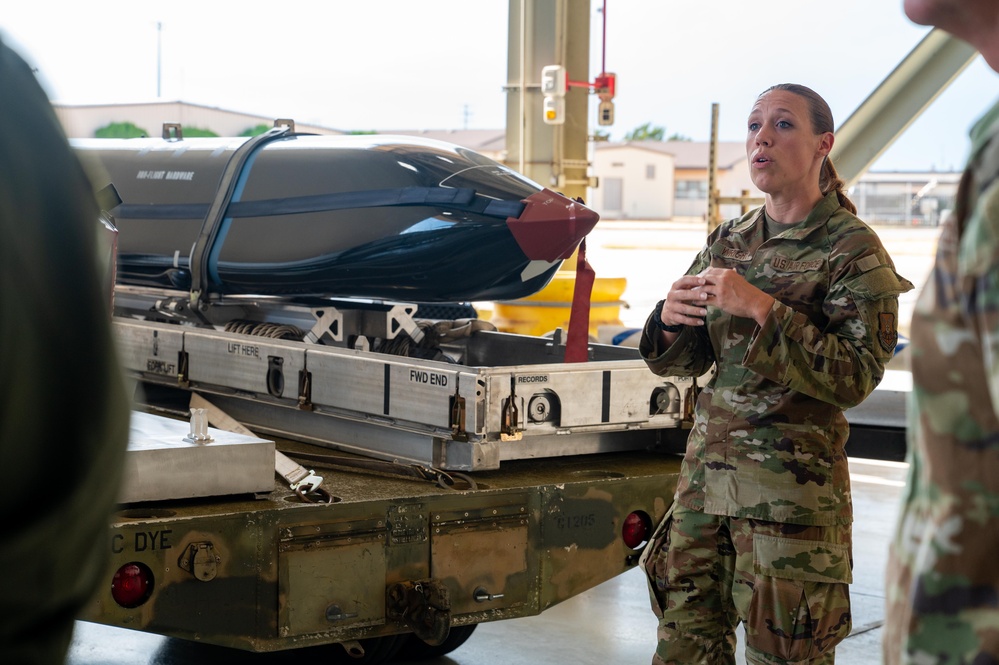 Dyess AFB hosts Congressional Staff Delegation visit