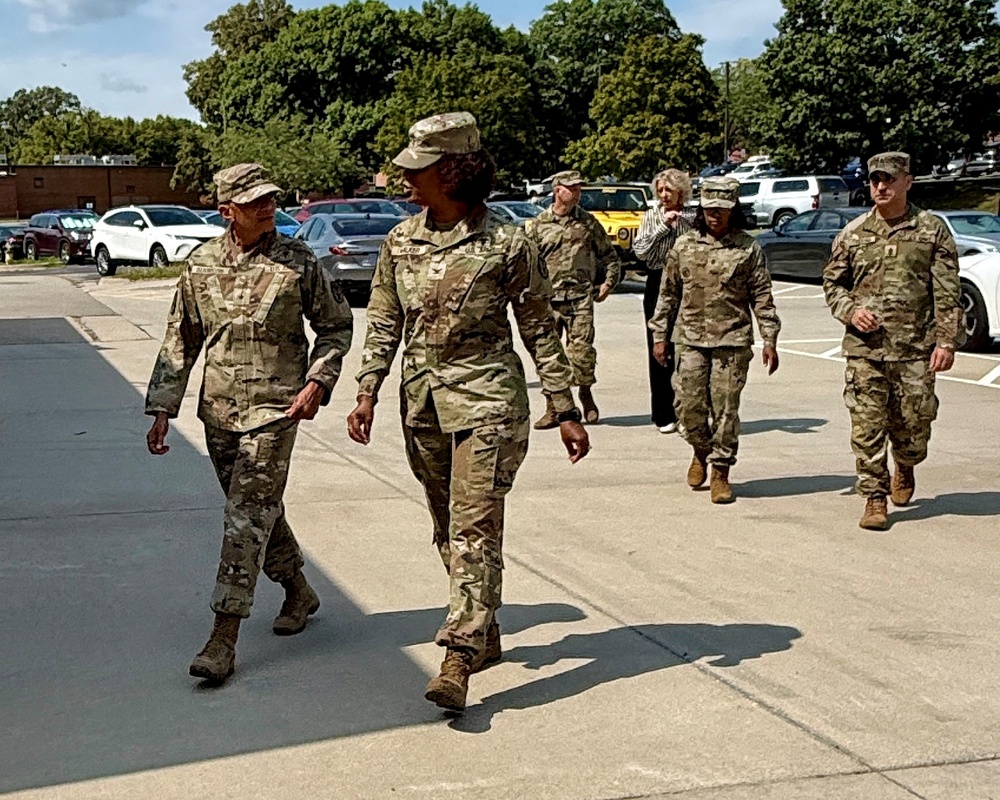 DHN, West leaders visit Fort Leavenworth
