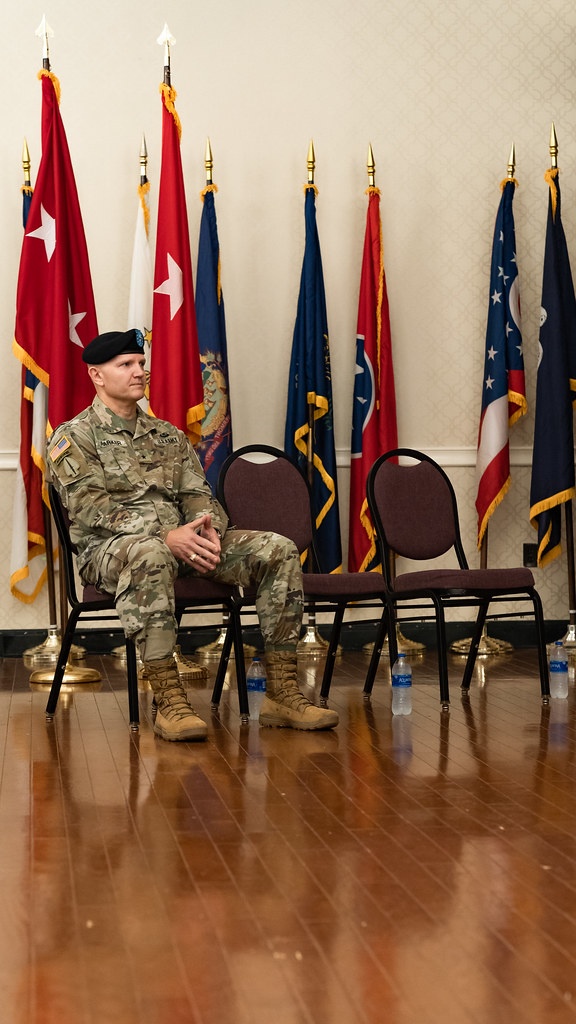 7th Signal Command (Theater) Change of Command