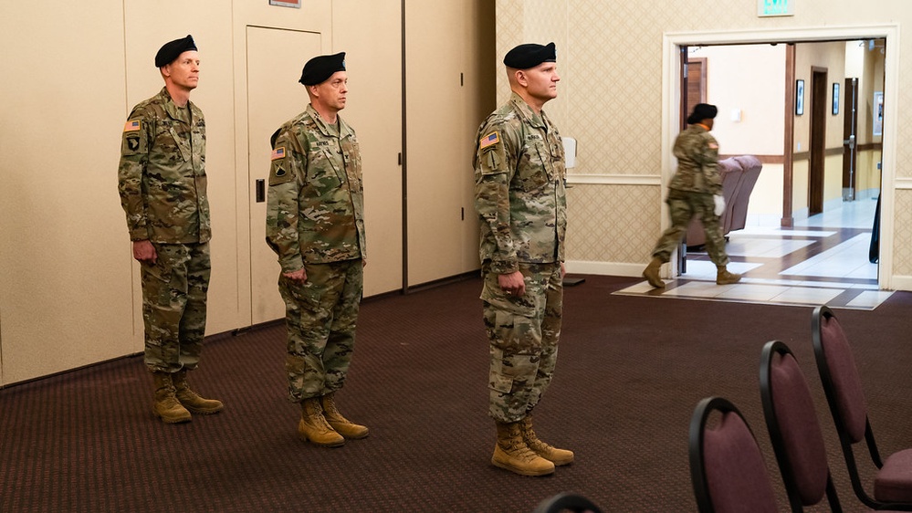 7th Signal Command (Theater) Change of Command