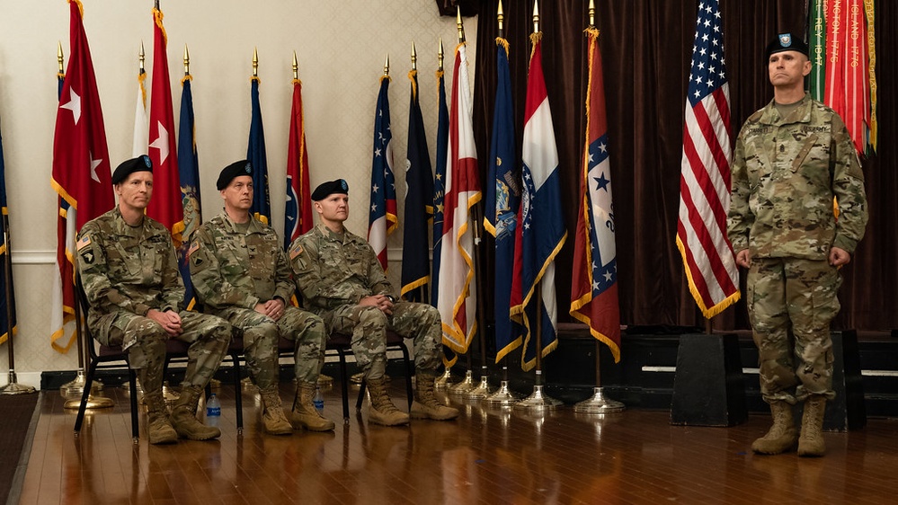 7th Signal Command (Theater) Change of Command