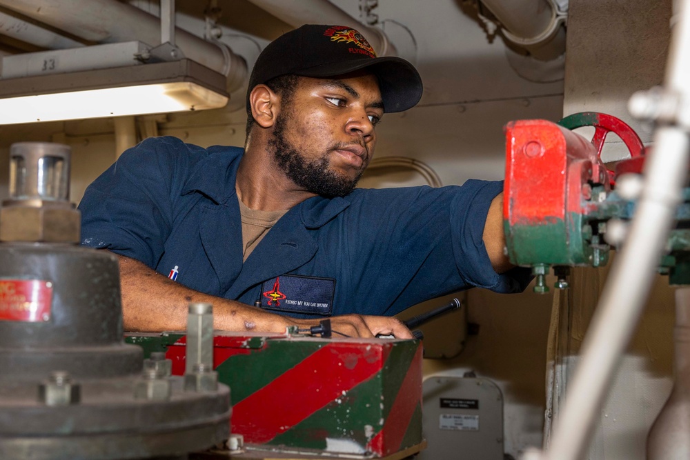 Daily Operations Aboard USS George H.W. Bush (CVN 77)
