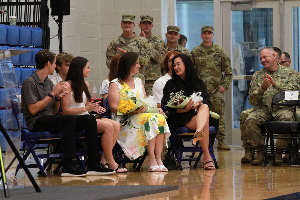 Military Wives Receive Flowers