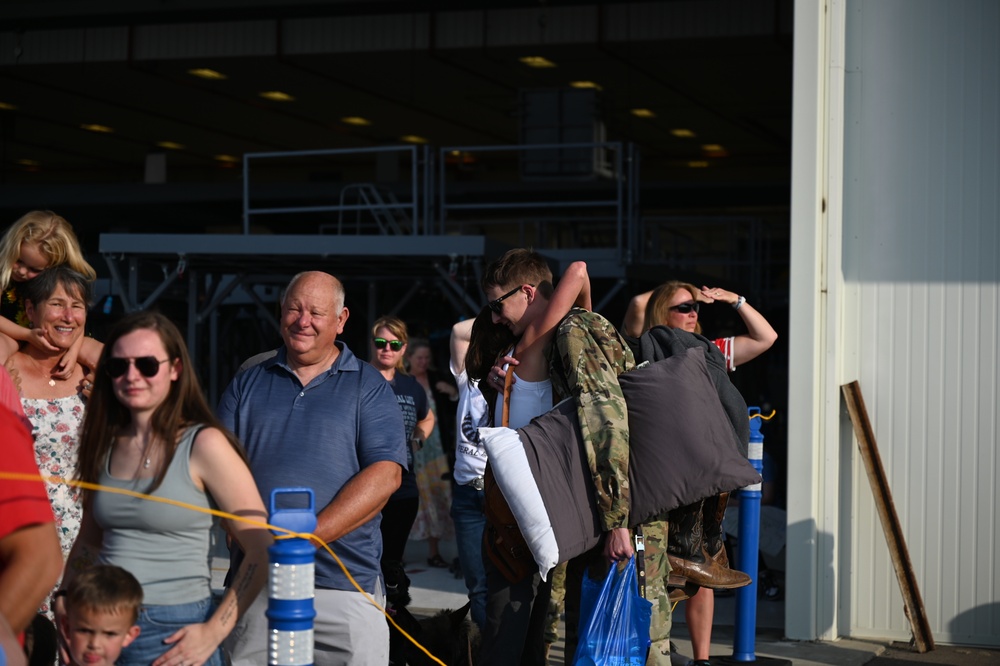 Montana Airmen return from deployment