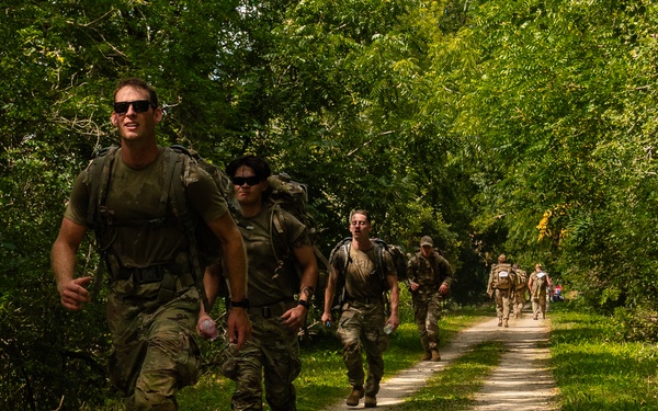 Wisconsin National Guard hosts Norwegian Ruck March