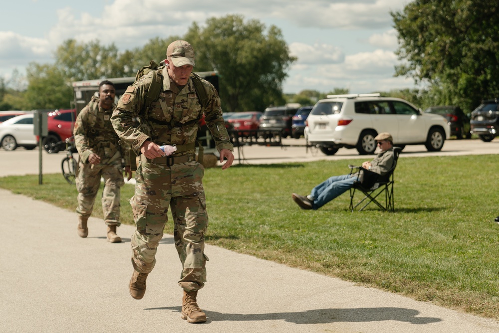 Wisconsin National Guard hosts Norwegian Ruck March