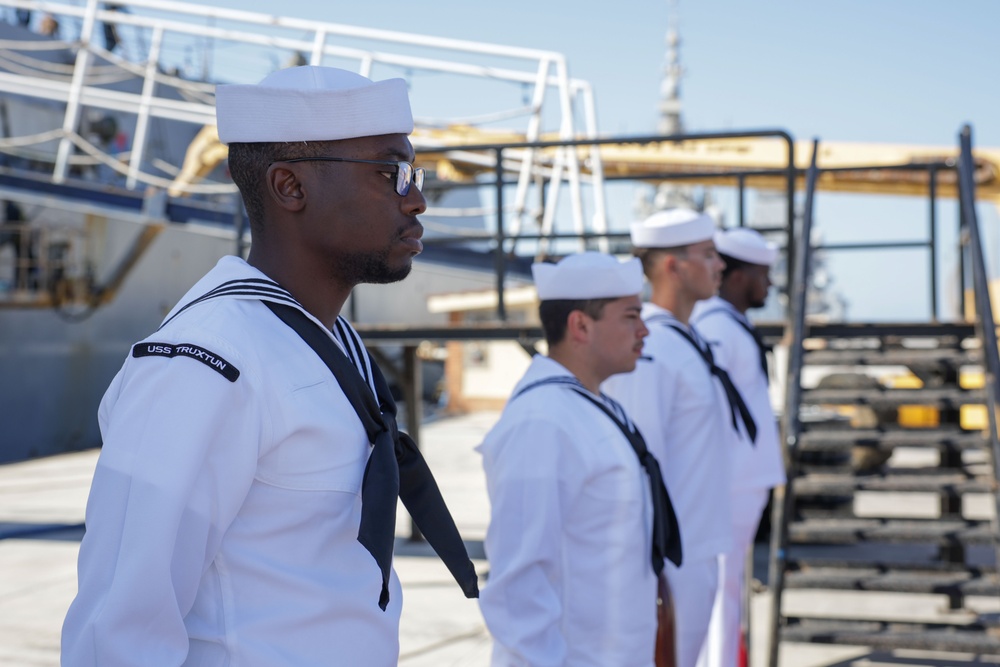 BRIGHT STAR 25 Command Post Exercise Commander visits USS Truxtun