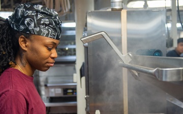 USS Theodore Roosevelt Food Preparation