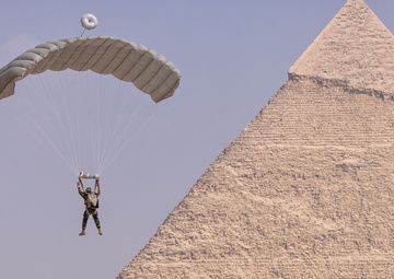 BRIGHT STAR 25: Military Free Fall over The Great Pyramids of Giza