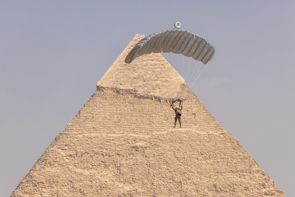 BRIGHT STAR 25: Military Free Fall over The Great Pyramids of Giza