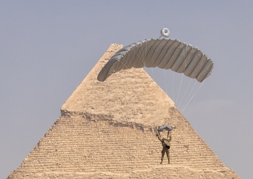 BRIGHT STAR 25: Military Free Fall over The Great Pyramids of Giza