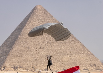 BRIGHT STAR 25: Military Free Fall over The Great Pyramids of Giza
