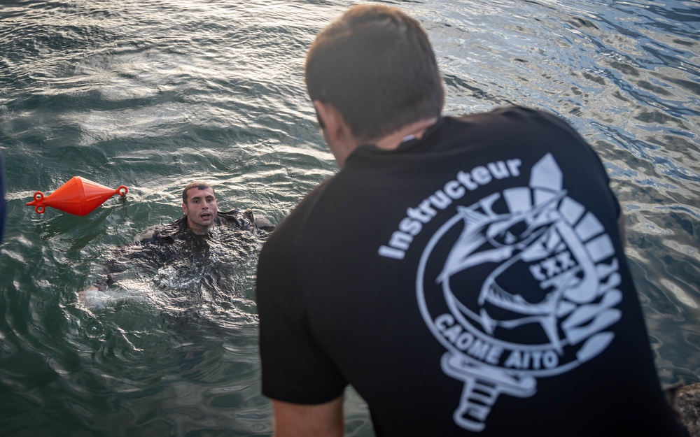 Exercise DELAYEN: 3rd ANGLICO RHIB and Kayak Training in Tahiti