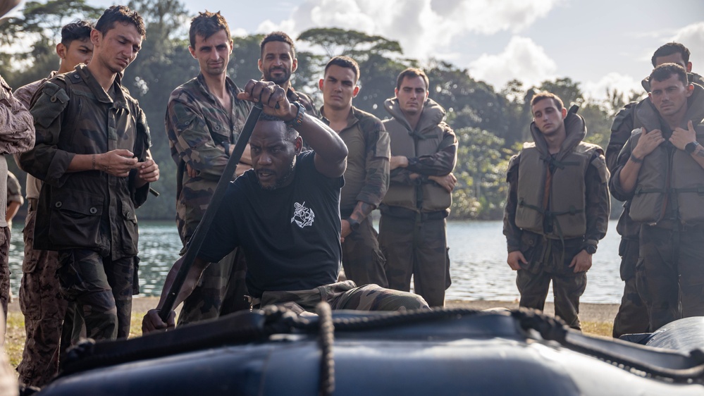 Exercise DELAYEN: 3rd ANGLICO RHIB and Kayak Training in Tahiti