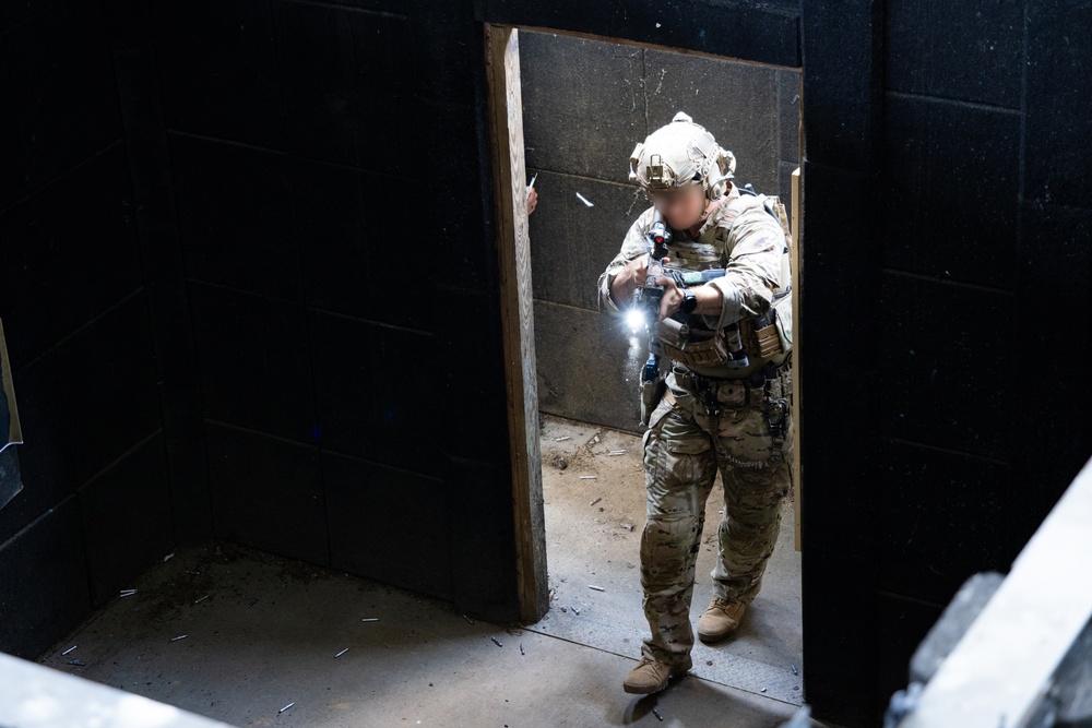 Special Forces Closed-Quarter Battle Training