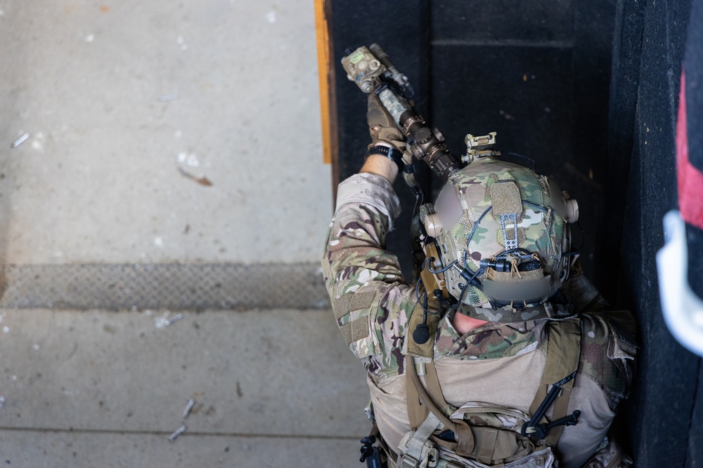 Special Forces Closed-Quarter Battle Training