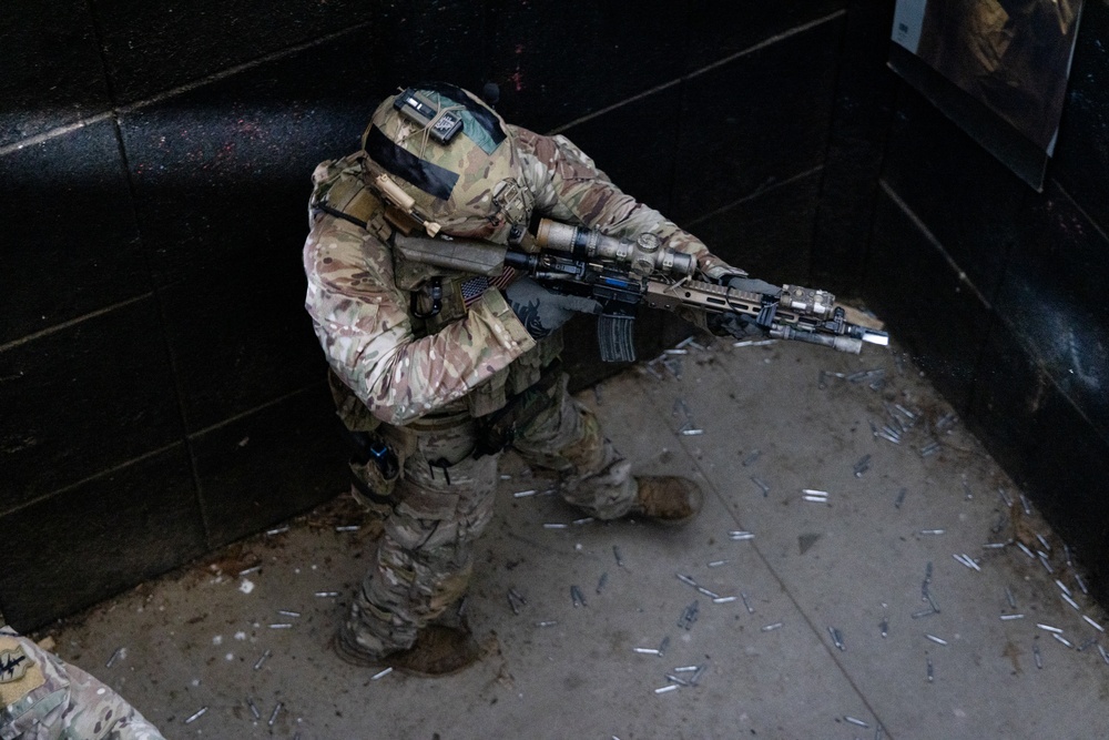 Special Forces Closed-Quarter Battle Training