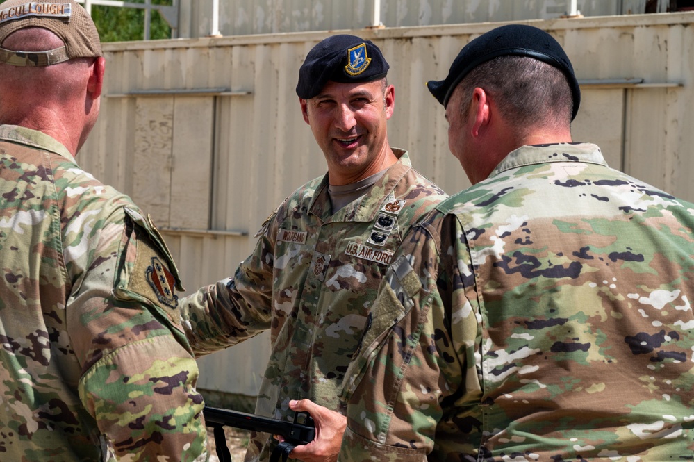 8th AF command chief visits Dyess
