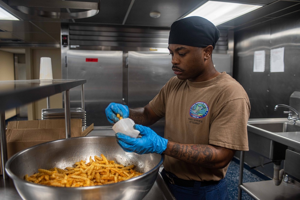 Ronald Reagan Sailors Meal Prep
