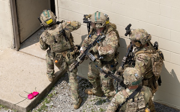 Special Forces Urban Operation Training