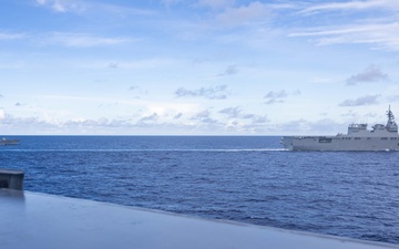 USS Higgins Conducts Bilateral Operations with JMSDF JS Ise and JS Suzunami