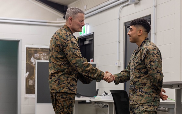 MRF-D 25.3: MARFORPAC deputy commander visits MRF-D Marines