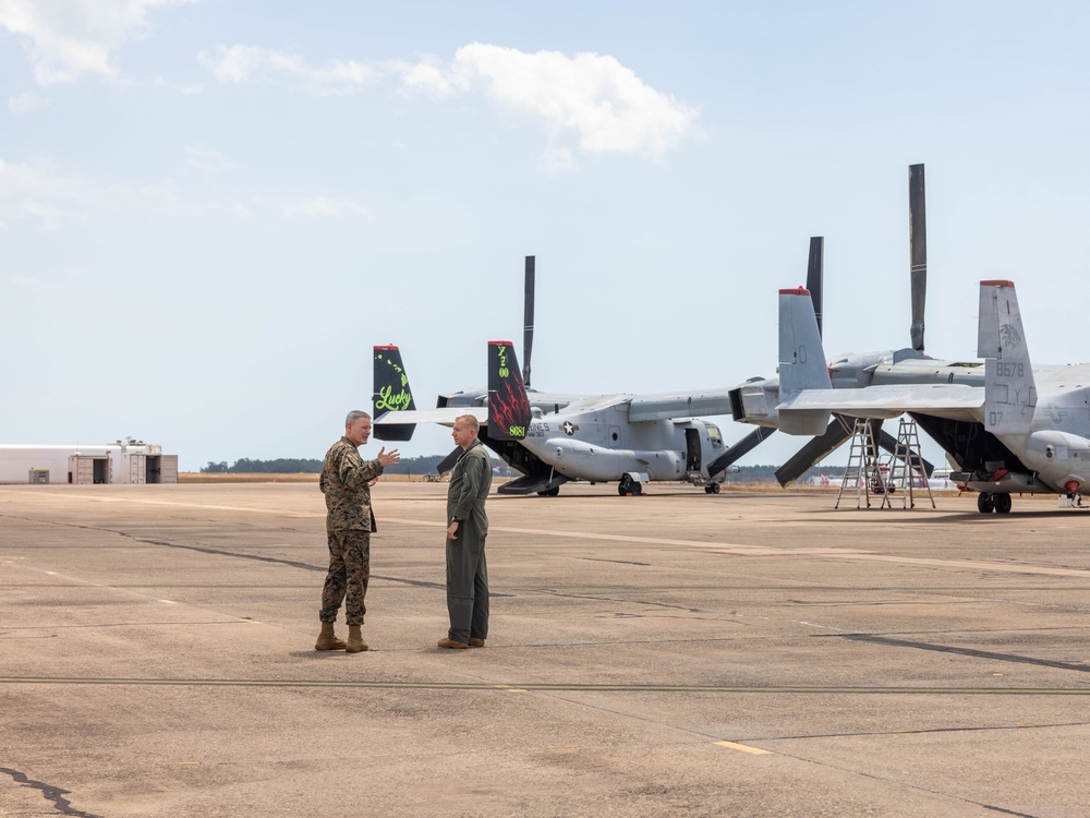 MRF-D 25.3: MARFORPAC deputy commander visits MRF-D Marines