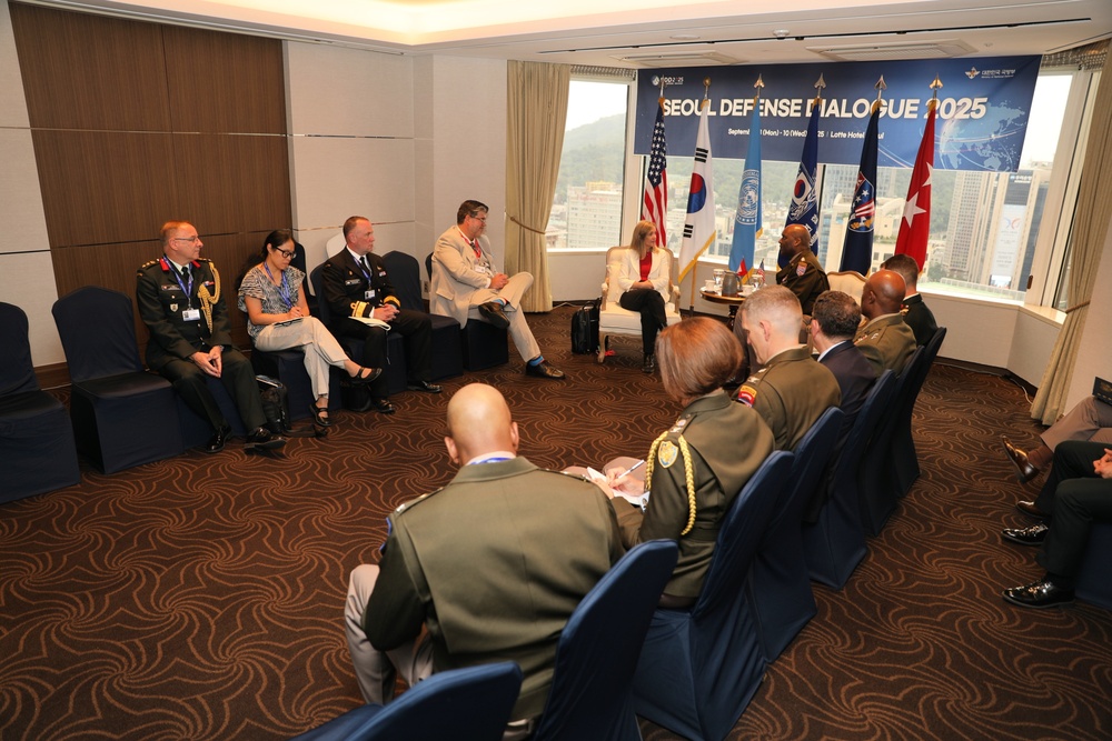 Tri-Command Commander and Canada Deputy Minister Department of National Defense at SDD 2025