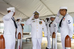 USS Higgins Holds Change of Command Ceremony