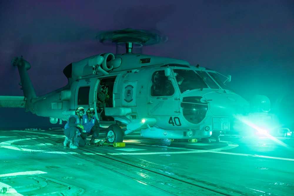 USS Dewey (DDG 105) Conducts Evening Flight Operations
