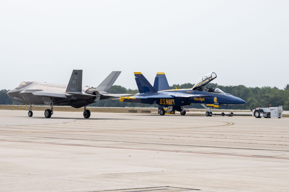 STEM Soars at Thunder Over New Hampshire