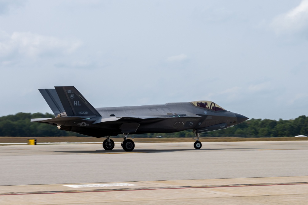 STEM Soars at Thunder Over New Hampshire