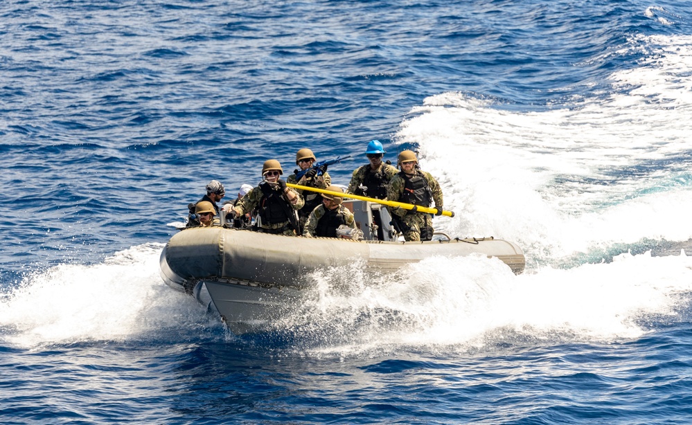 Sailors From USS Dewey (DDG 105) Conduct VBSS Training in RHIB