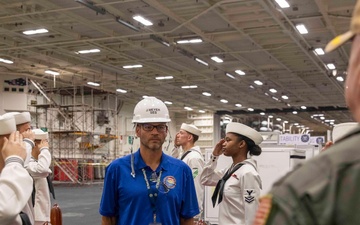 PEO Aircraft Carriers Visits George Washington