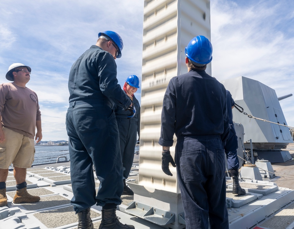 USS Dewey (DDG 105) Conducts an Ammunition Onload