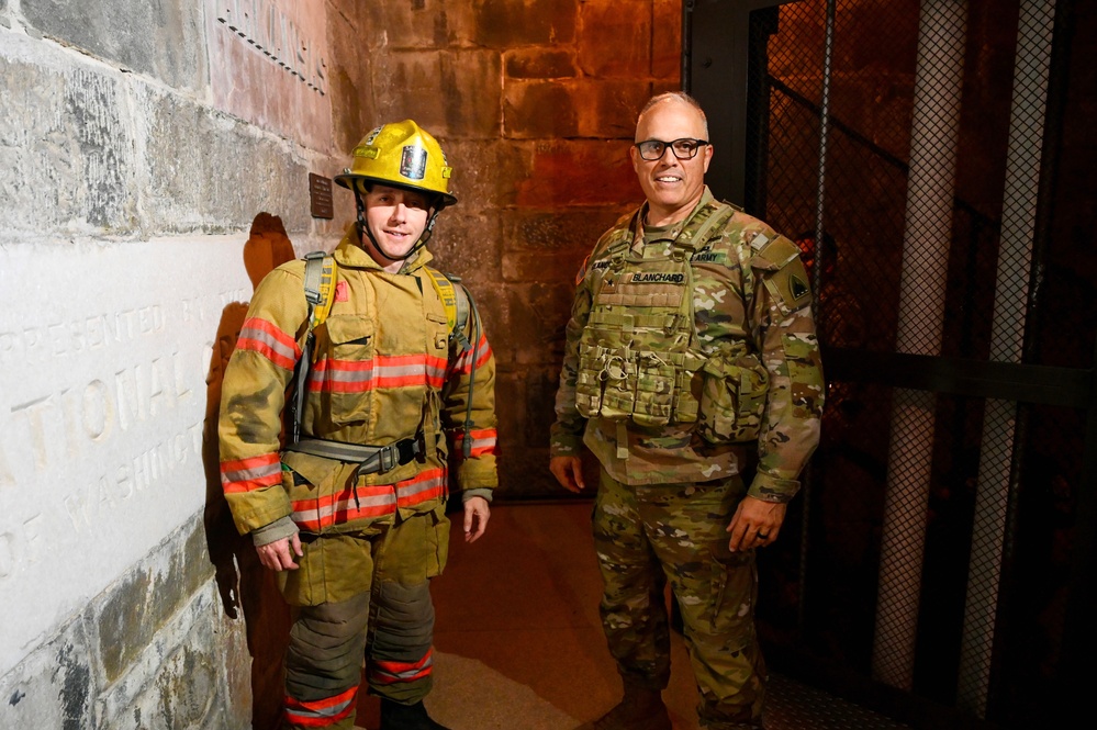 D.C. National Guardsmen join U.S. Park Police for 9/11 memorial stair climb at Washington Monument