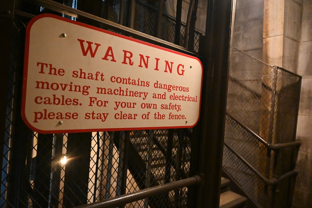 D.C. National Guardsmen join U.S. Park Police for 9/11 memorial stair climb at Washington Monument