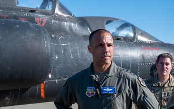 ACC command team visits Beale AFB