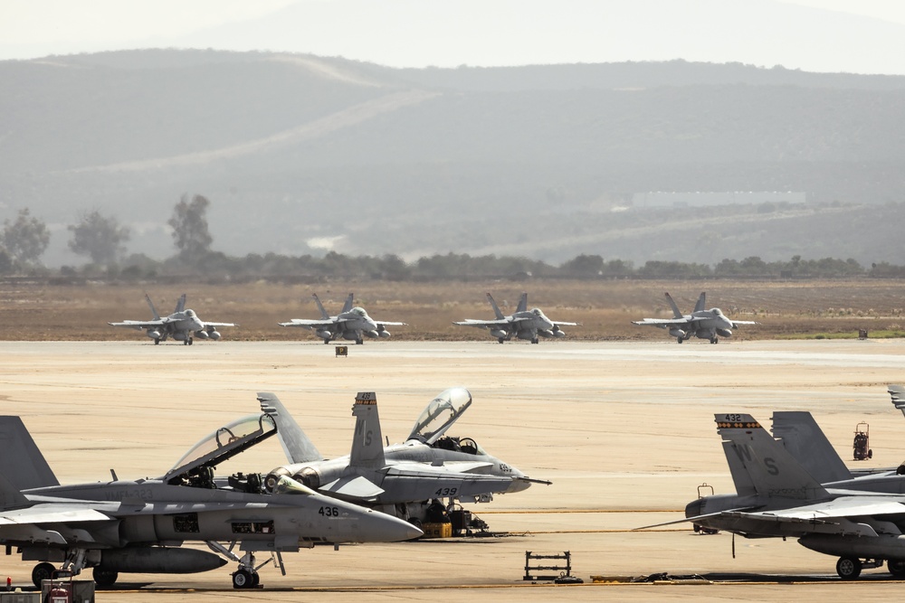 VMFA-232 departs for UDP