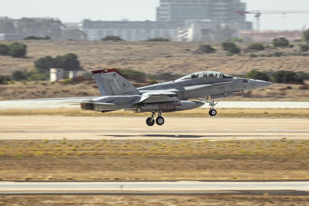 VMFA-232 departs for UDP