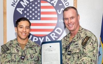 Norfolk Naval Shipyard Recognizes Sailors for Quarterly Awards